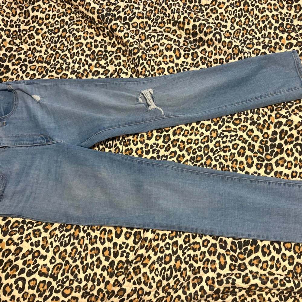 Levis 72 high rise straight jeans size 30